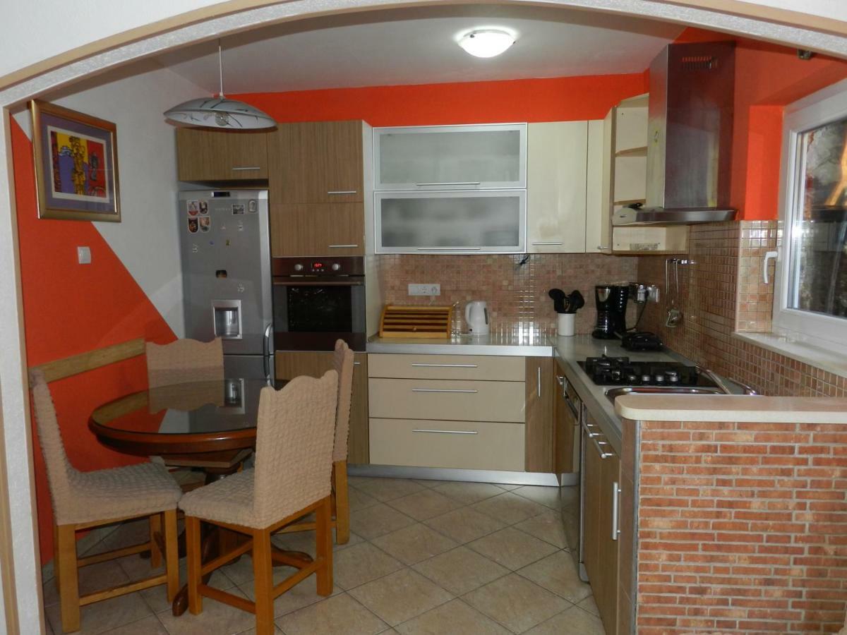 Apartmani Maruncic Omiš Exteriör bild
